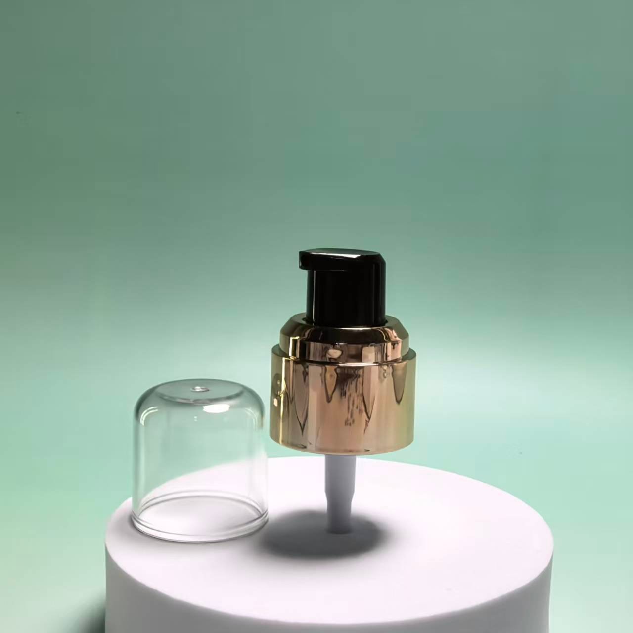 Cosmetic packaging product image