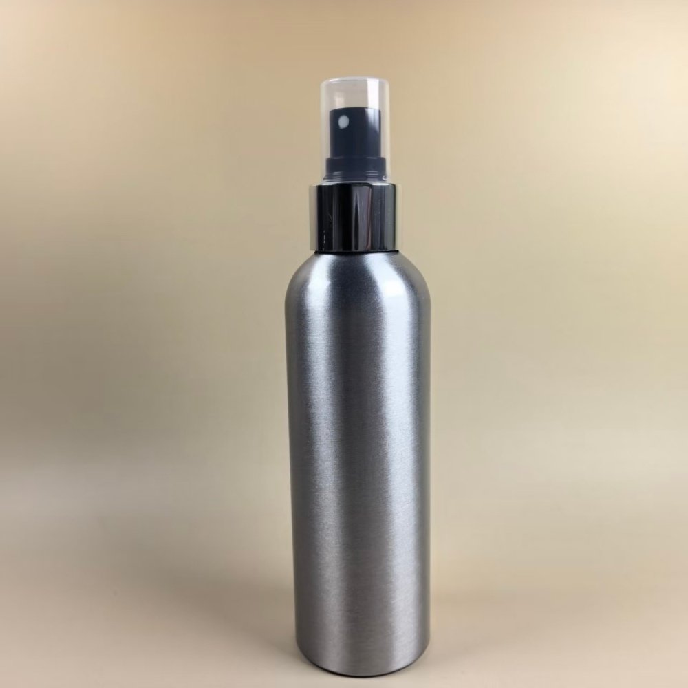 Cosmetic packaging product image