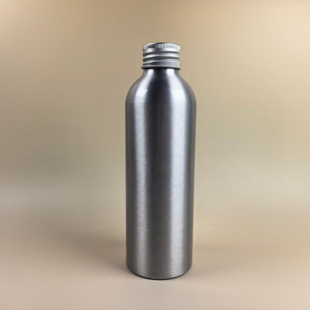 Cosmetic packaging product image