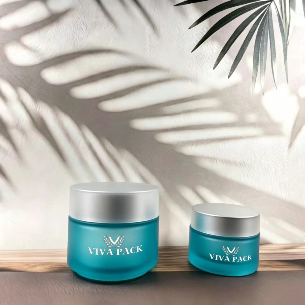 Cosmetic packaging product image
