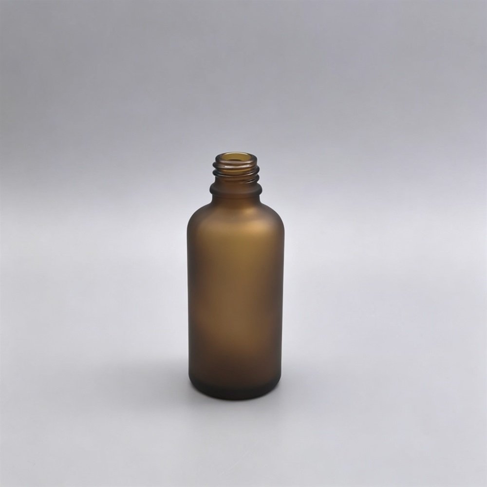 Cosmetic packaging product image