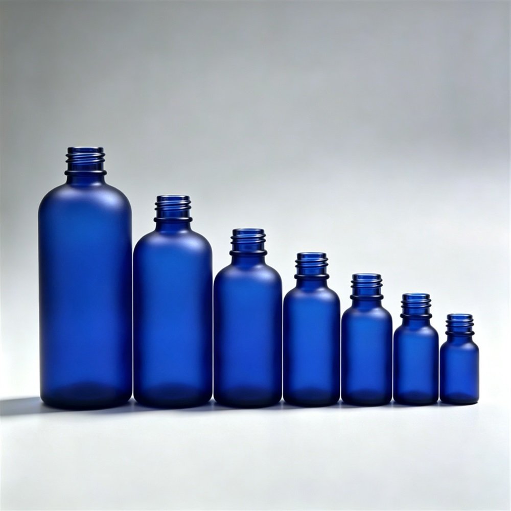 Cosmetic packaging product image