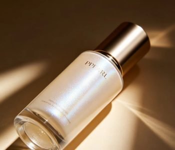 Cosmetic packaging product image
